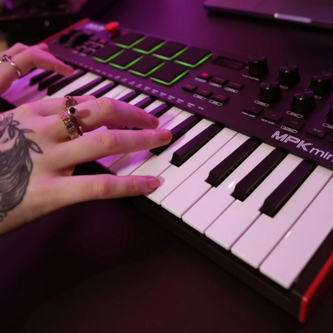 Akai MPK Mini Plus